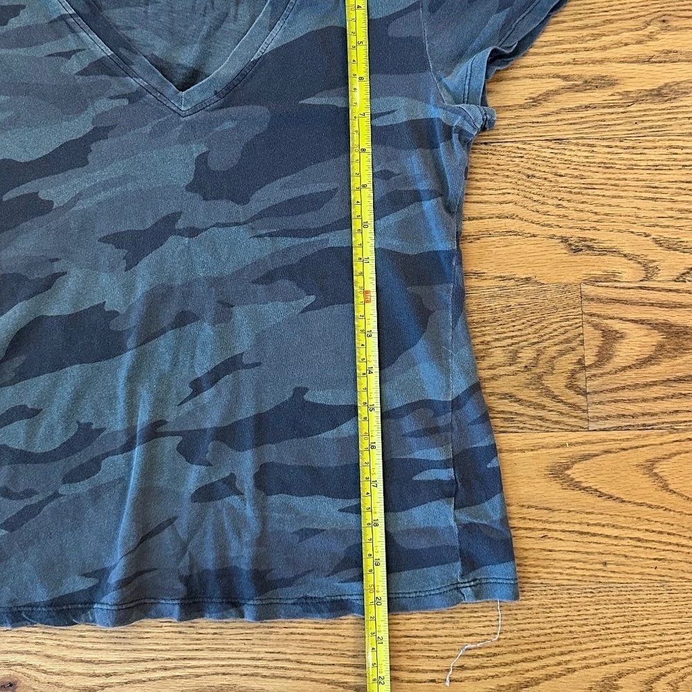 Splendid Kate V Neck in Camo in Size XS (no longer available on website) - Picture 4 of 7